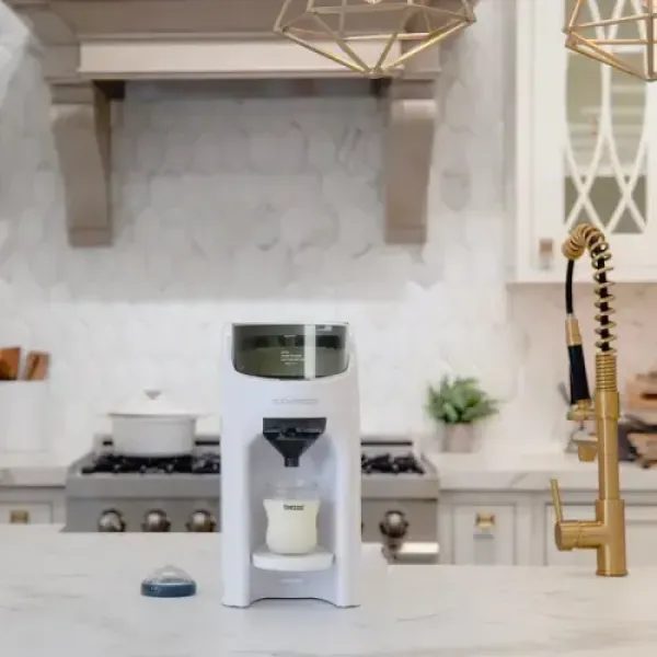 Машина для приготування молочної суміші Baby Brezza Formula Pro Advanced All White FRP0134