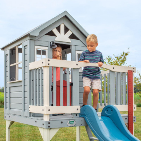 Деревянный домик на детской площадке Step2 с горкой и песочницей Backyard Discovery B2102323
