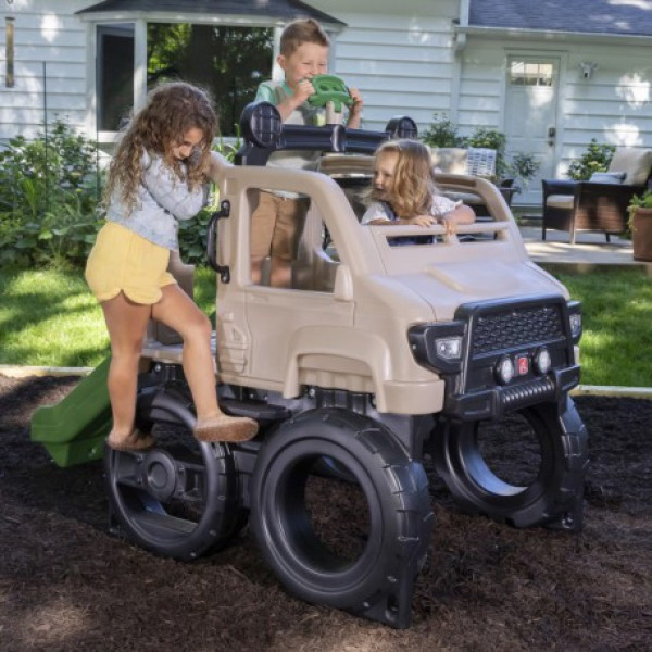 Дитячий майданчик з гіркою STEP2  Safari Truck 4136KR