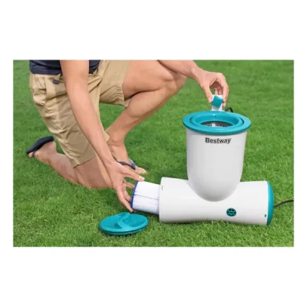 Фильтрующий насос для бассейна Bestway со скиммером Skimatic FlowClear 3974l/h 58469