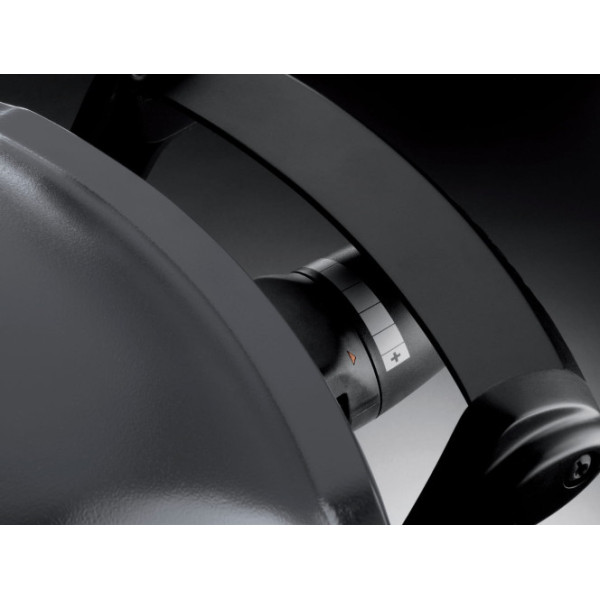 Електричний садовий гриль WEBER Q 1400 з підставкою 52020879