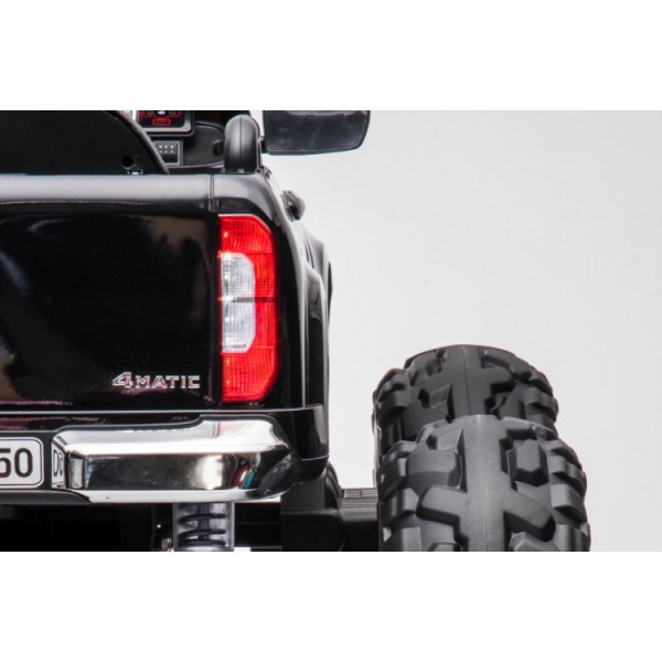Детский электромобиль LEANToys Mercedes DK-MT950
