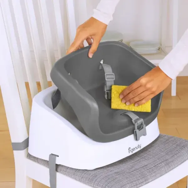 Кресло-бустер для кормления INGENUITY SmartClean