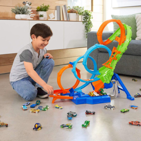 Hot Wheels Четырехкратная петля аварий KRAKS HXR70