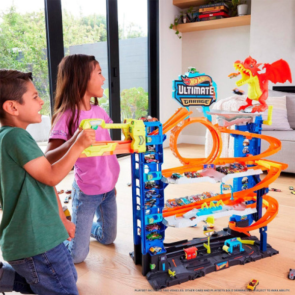 Трек Hot Wheels Легендарний гараж MEGA Dragon Garage HKX48