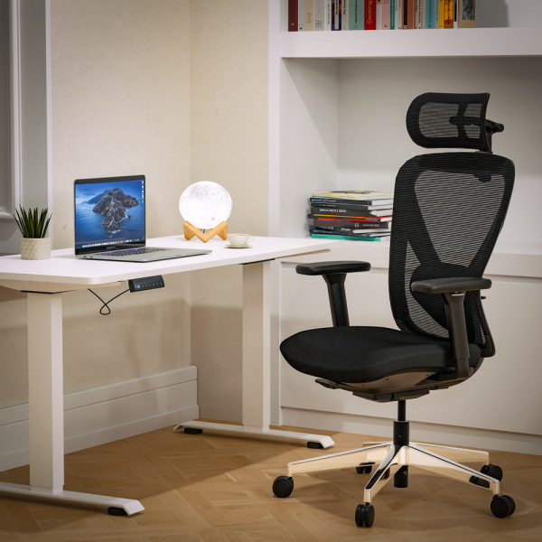 Кресло Mealux Q1 Air Fabric Black (арт HF-Q1 F/B) - спинка сетка / сиденье ткань / цвет черный (коробок-1 шт.)