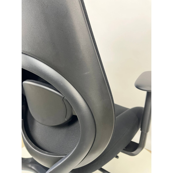Офисное кресло Mealux HF-Q26 Black (арт. HF-Q26 F/B) (sale) - черная ткань (коробок 1 шт.)