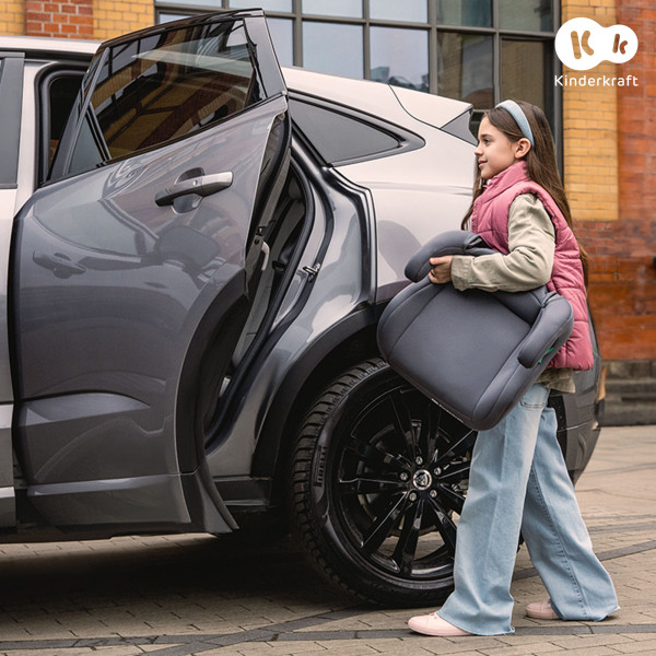 Автокресло Kinderkraft i-Spark Black (KCISPA00BLK0000)